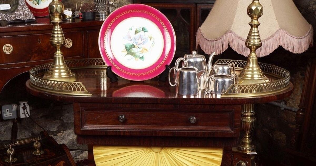 Art, furniture and collectibles at Fortlands House sale