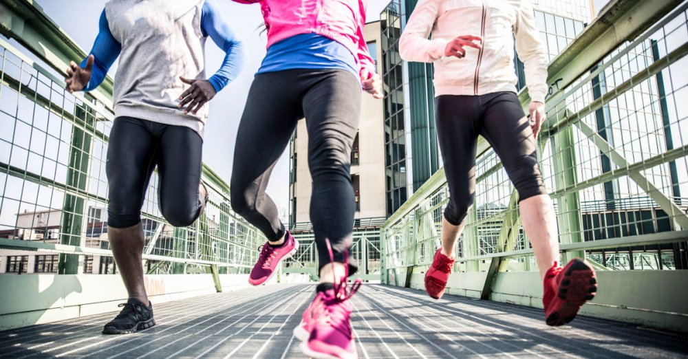 Differences Between Running on a Treadmill vs. Road vs. Trail IronMag