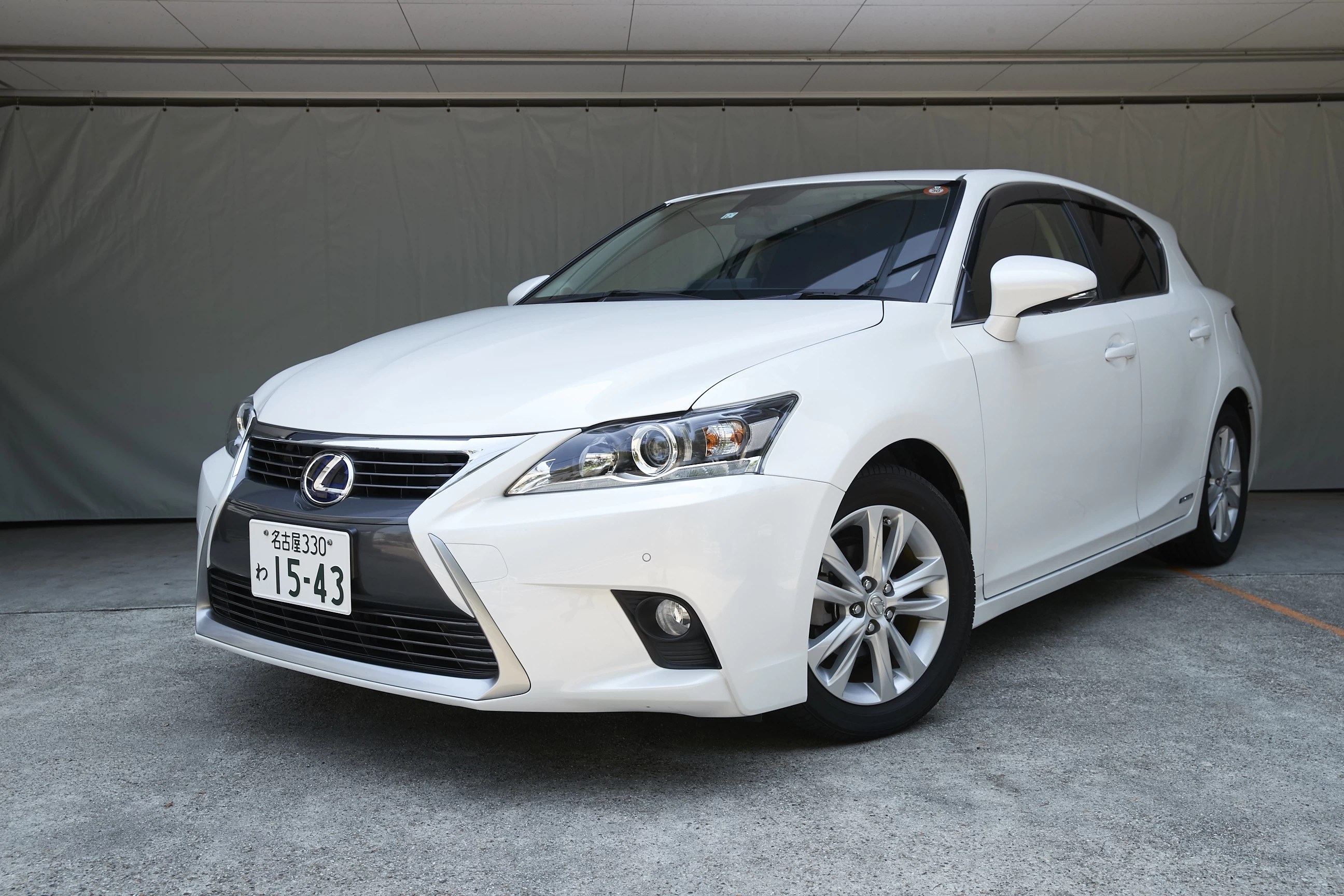 LEXUS レクサス CT LEXUS ハイクラスレンタカー取扱い車種｜インターセクト テスラ・レクサス・ミライの高級車