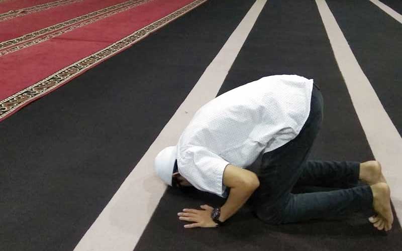 Agar Setan Gagal Mengganggu Kita Ketika Shalat Perhatikan Ini Islampos