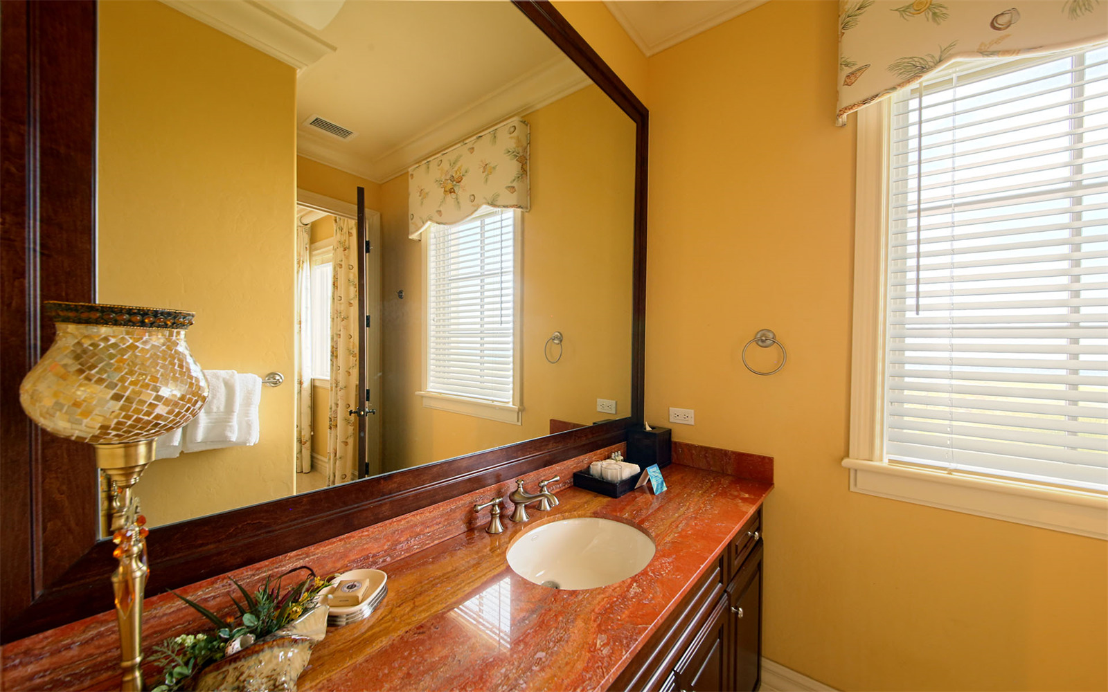 Grand Isle Villas Resort Penthouse, Great Exuma Property Listing