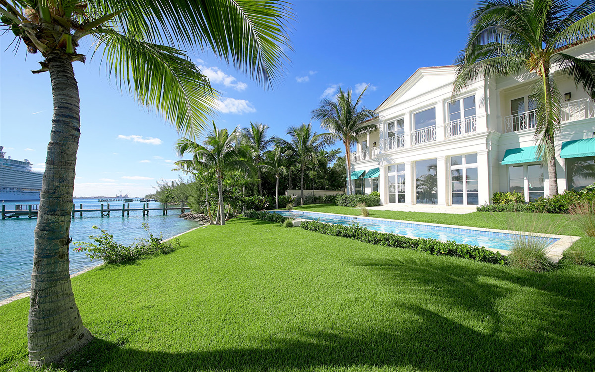 Waterfront Home on Paradise Island , Paradise Island Property