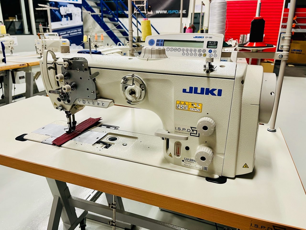 JUKI LU2810A7 Naaimachine Triple transport Ispd