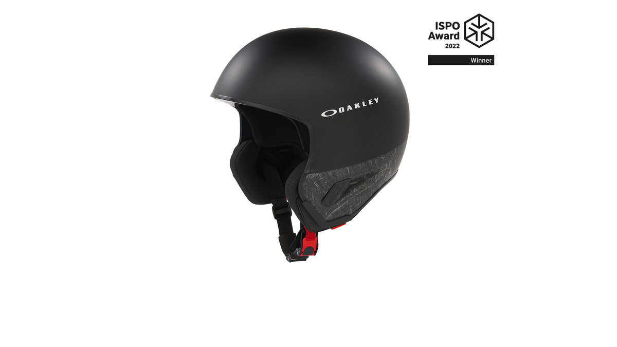 ISPO Award Winner 2022 Oakley Arc5 Pro x Composite ski helmet