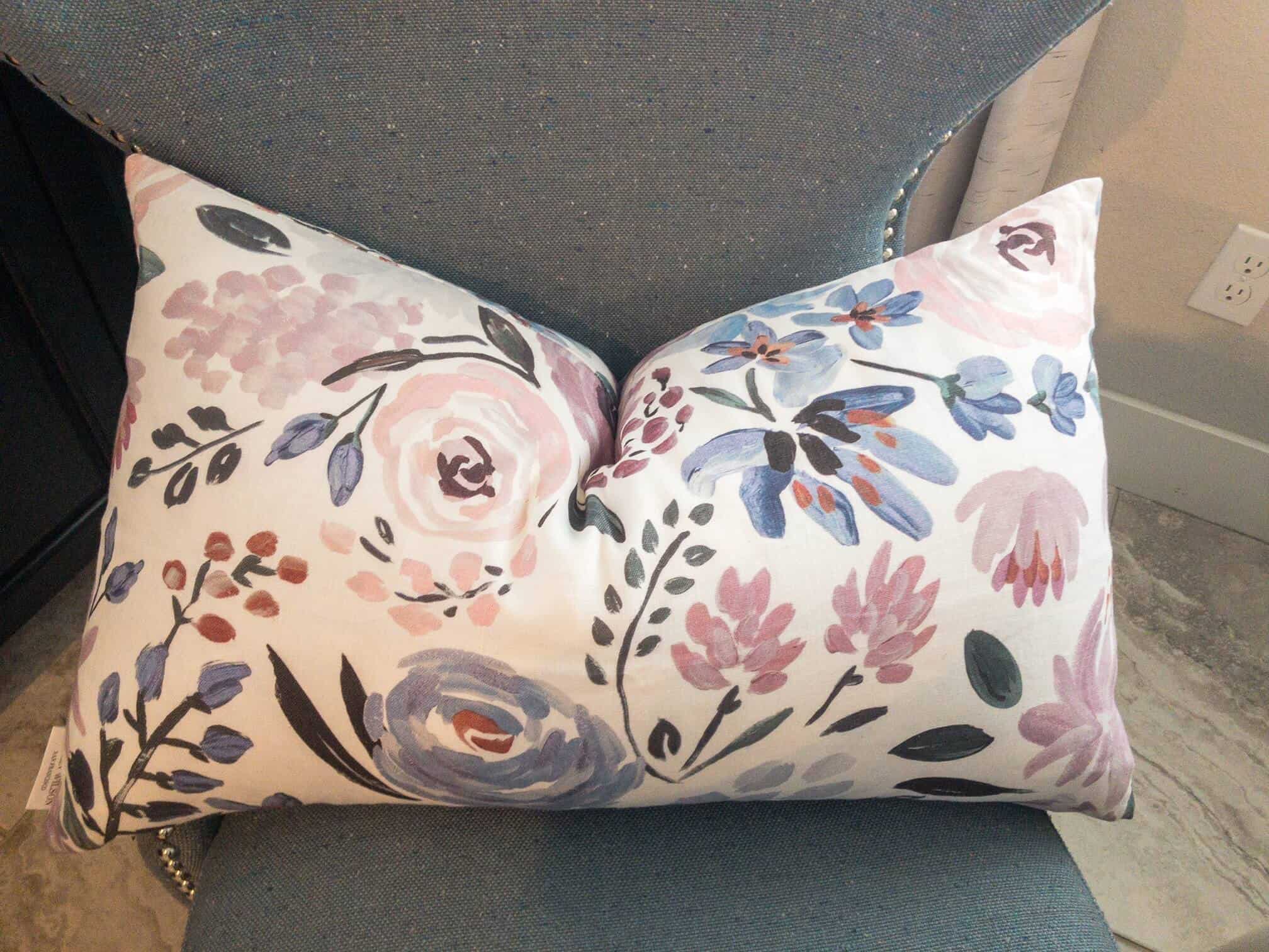 FOUND The Best Throw Pillow Inserts on Amazon Ever! I Spy Fabulous