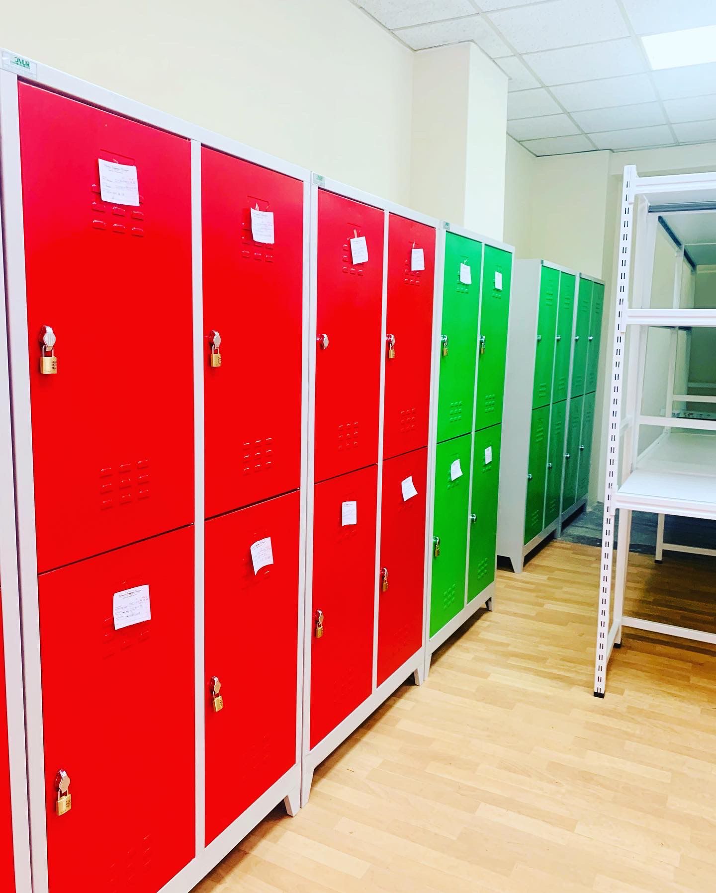 Long term Luggage Storage and Lockers