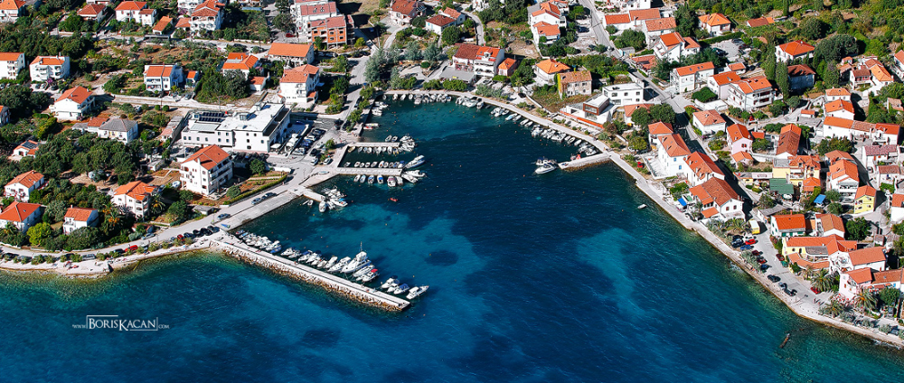 Dalmatien Reiseführer, Ferienwohnungen und Ferienhäuser für Ihren Urlaub in Petrčane, Kroatien