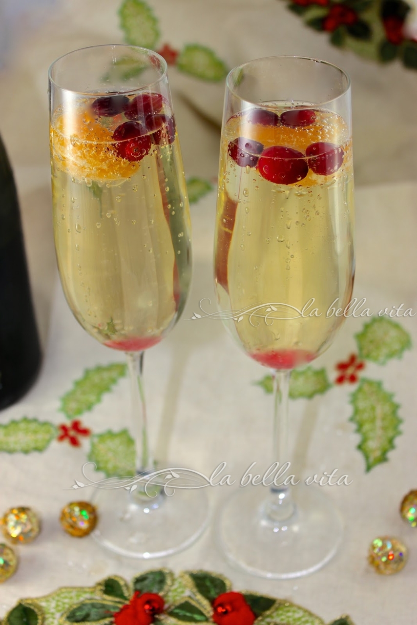 Limoncello And Raspberry Prosecco Cocktails La Bella Vita Cucina