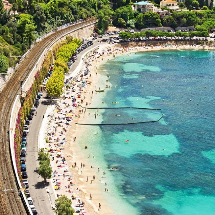 Train from Naples to Rome