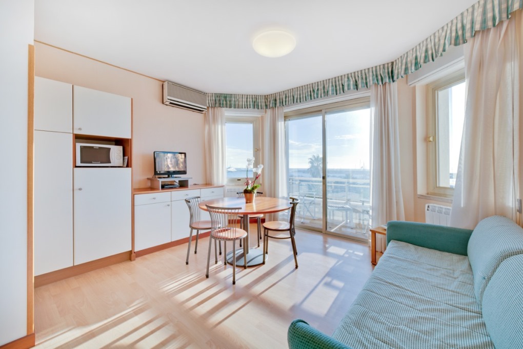 Residence due Porti Sanremo Holiday Houses