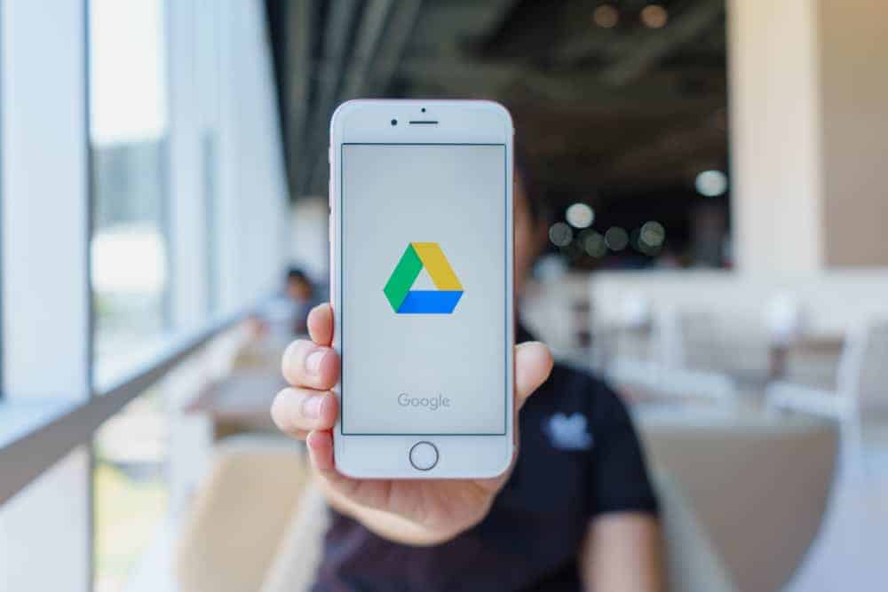 How to Delete Files from Google Drive from a PC, iPhone or Android