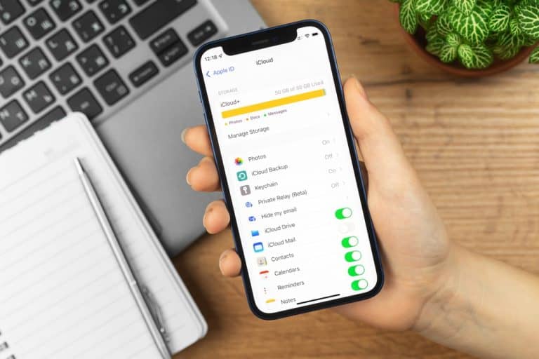 What is ICloud Storage Overview, Features, Pros, and Cons.