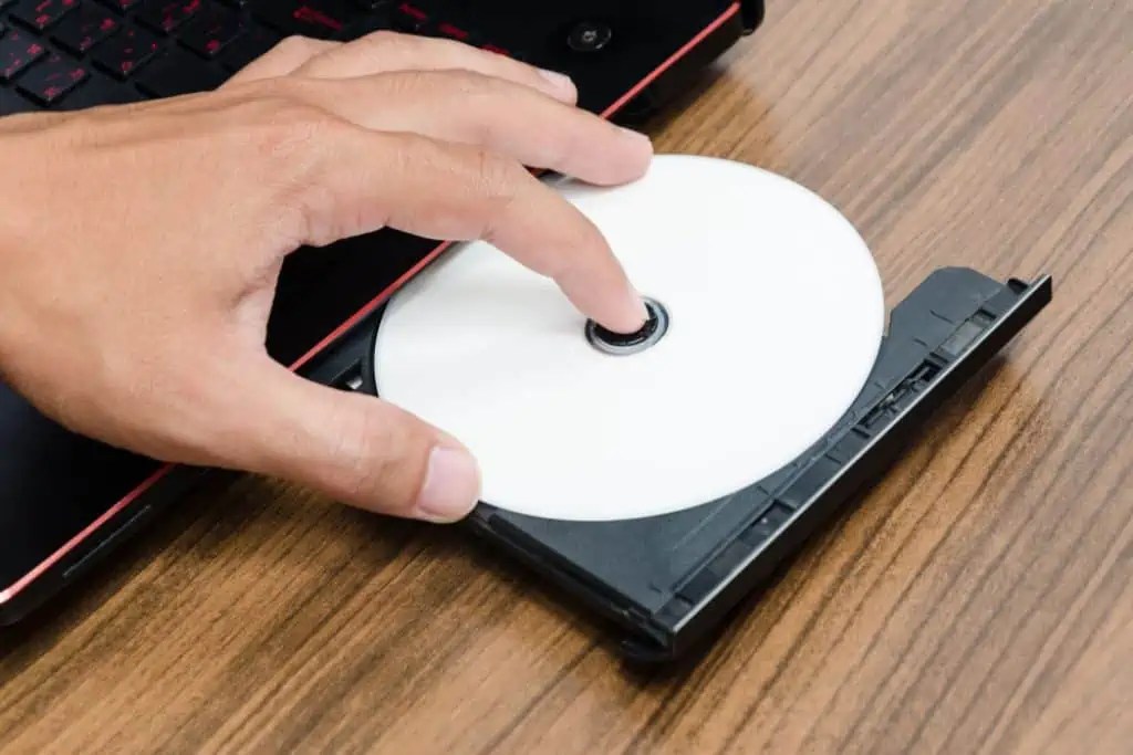 Optical Storage Devices Overview, Features, Pros & Cons