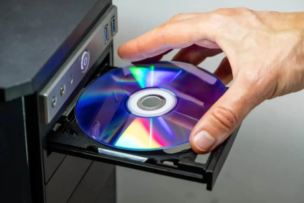Optical Storage Devices Overview, Features, Pros & Cons