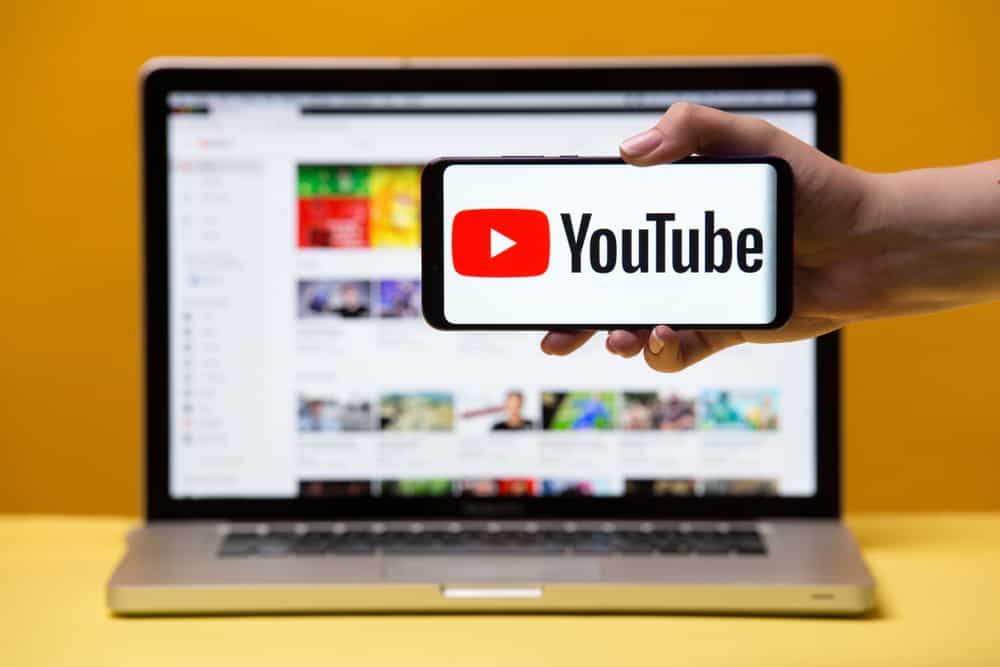 How To Create YouTube Shortcut on Desktop ITGeared