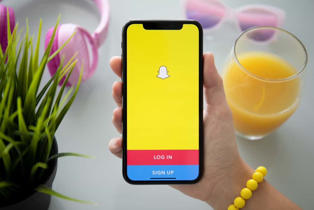 What Does "GC" Mean on Snapchat? ITGeared