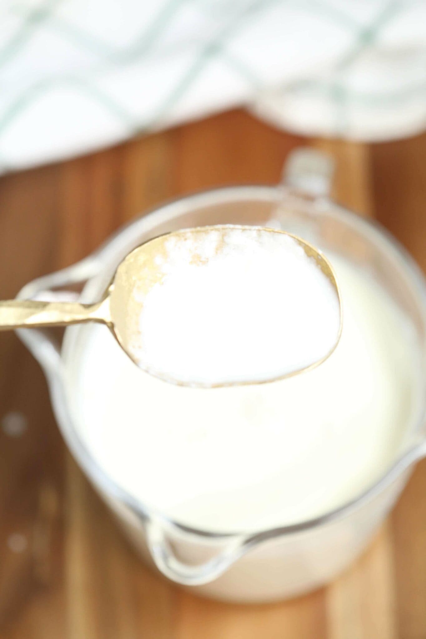 How to Make Buttermilk with Regular Milk It Is a Keeper