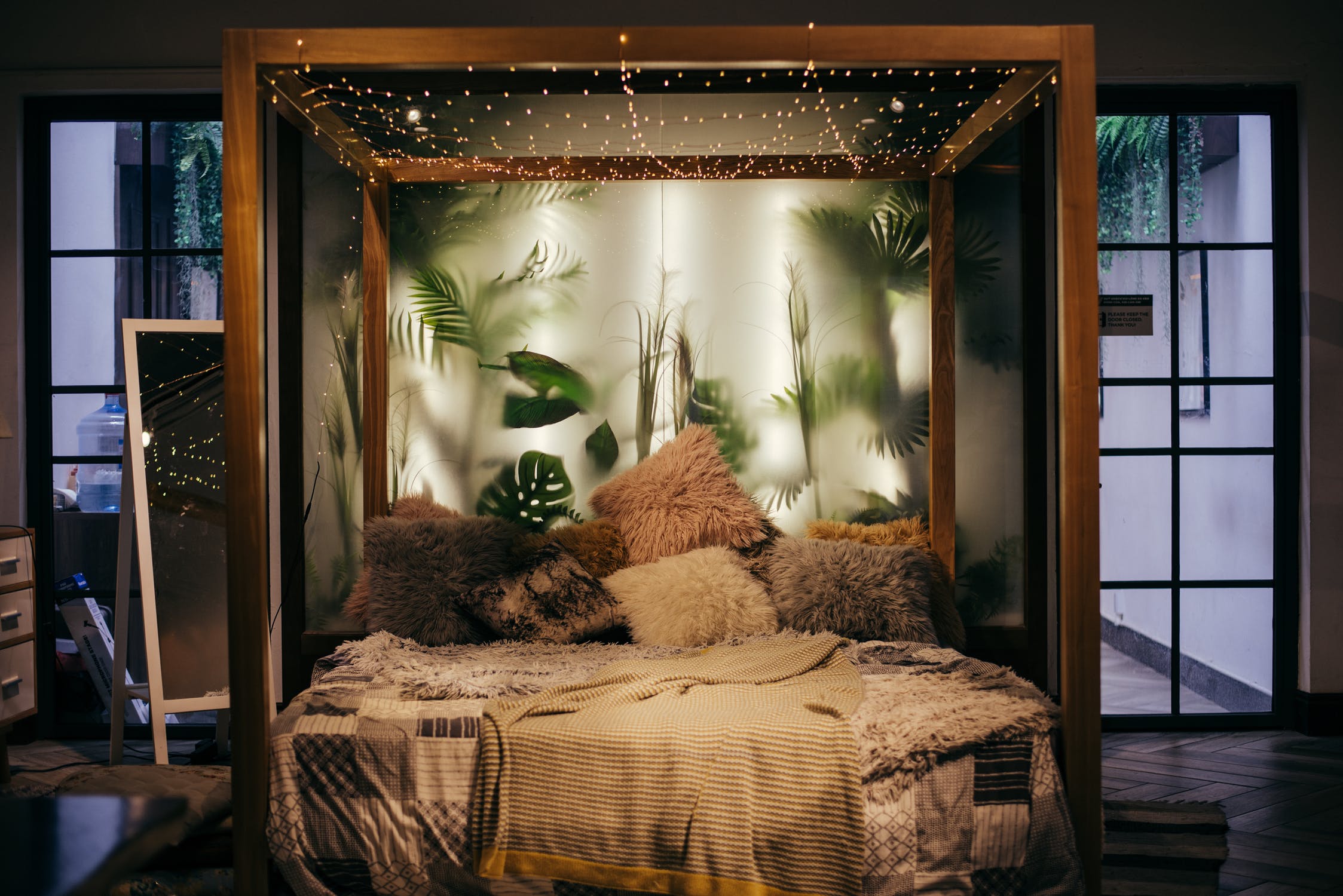 7 Tips to Turn Your Bedroom Into Your Own Sanctuary