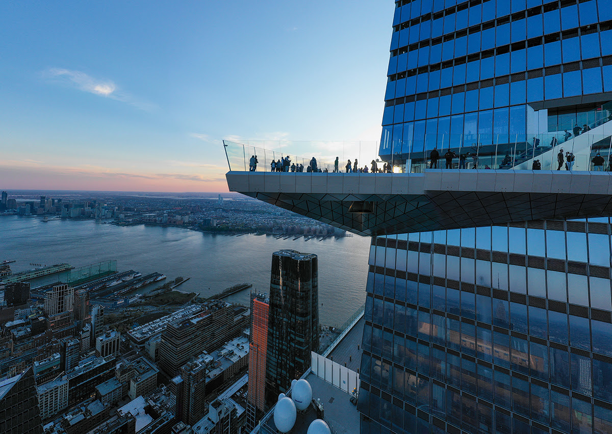 HUDSON YARDS "JOURNEY TO THE EDGE" ITSLIQUIDGROUP
