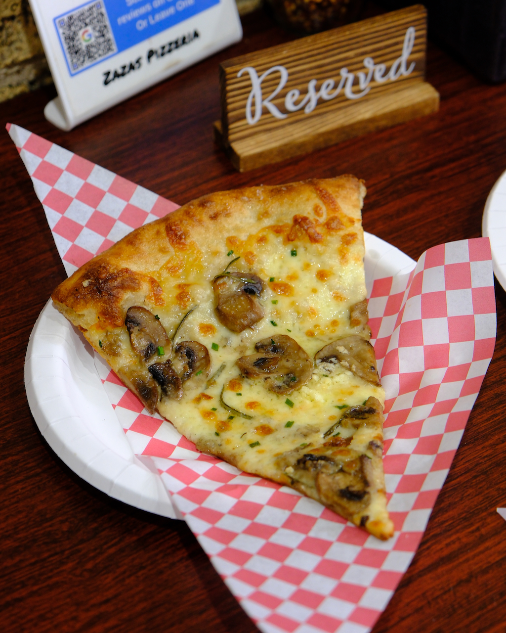 Zazas Pizzeria excellent NYstyle in Chicago It’s Pizza Night!