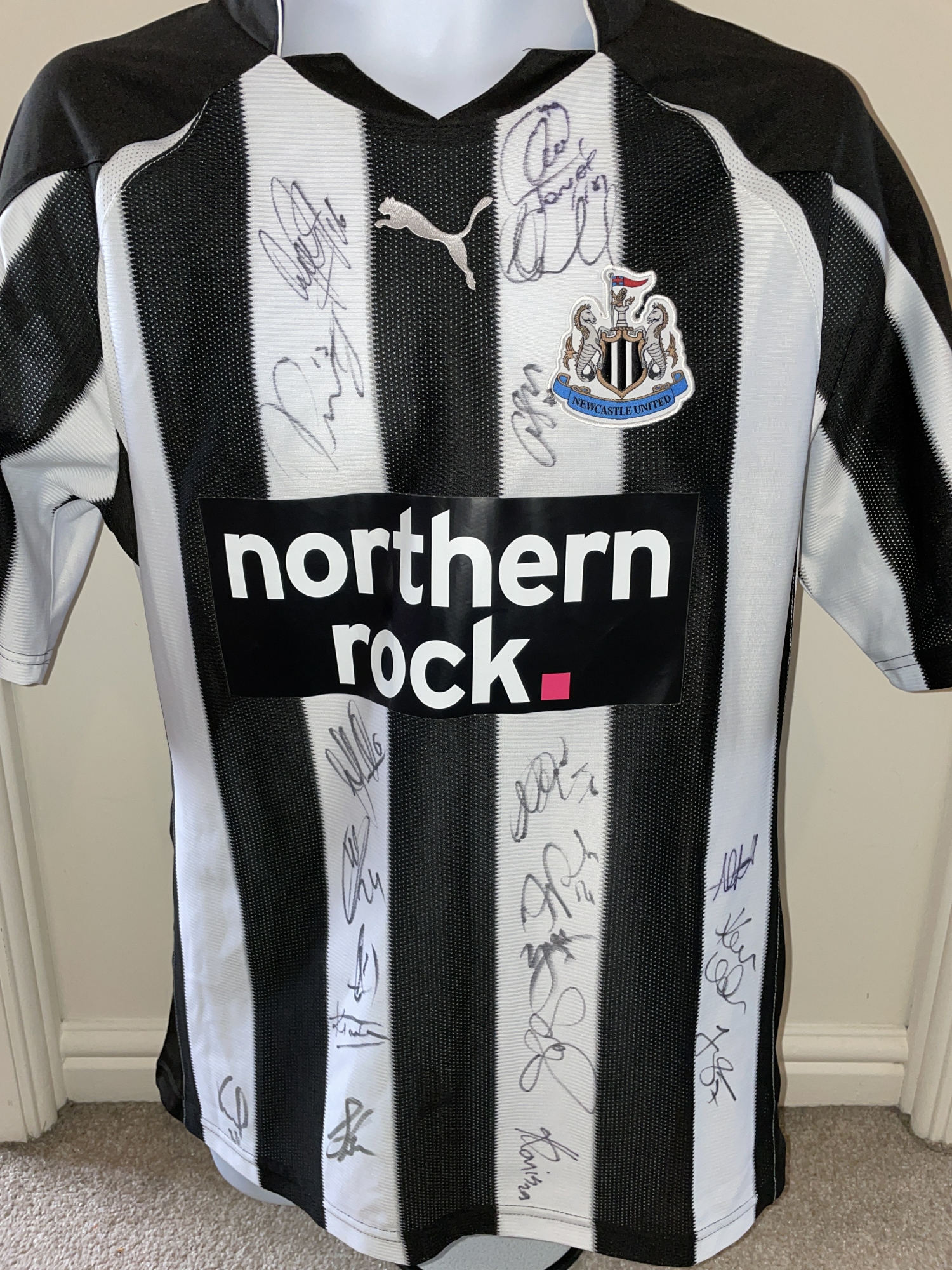 Multi Signed Newcastle United 201011 Home Shirt