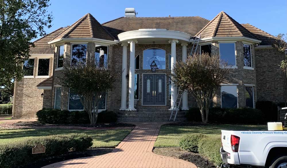 Roof Washing It’s So Clean Pressure Washing & Window Cleaning In