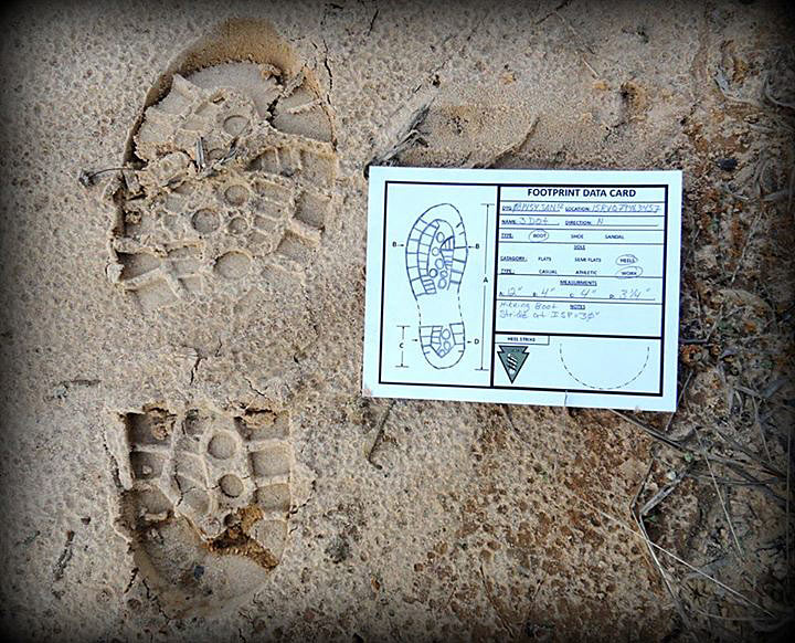 Sign Cutting and Tracking Methods Employed by the US Border Patrol