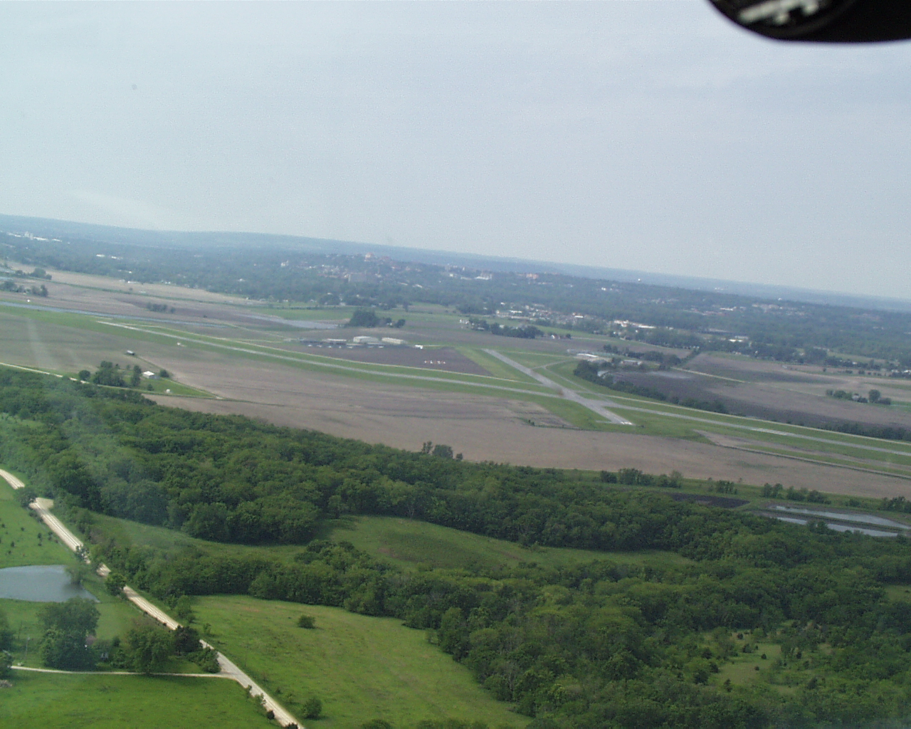 Lawrence Municipal Airport (KLWC), Lawrence, KS 20 May 1999