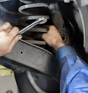 Car Shock Absorber Repair & Replacement in Dubai, iTyreCare Al Quoz