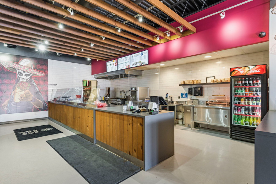 【生意出售】 [Offer接受]恭喜恭喜！Mexigrill快餐生意，现店出售iU91加拿大地产城