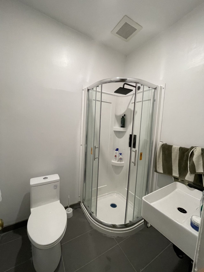 【住宅出租】 3639 Rue Saintfamille 2024年 58月份短租iU91加拿大地产城