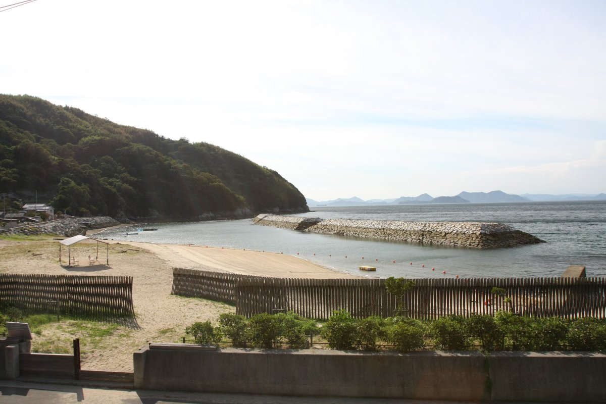 魚島大木海水浴場｜愛媛のスポット・体験｜愛媛県の公式観光サイト【いよ観ネット】