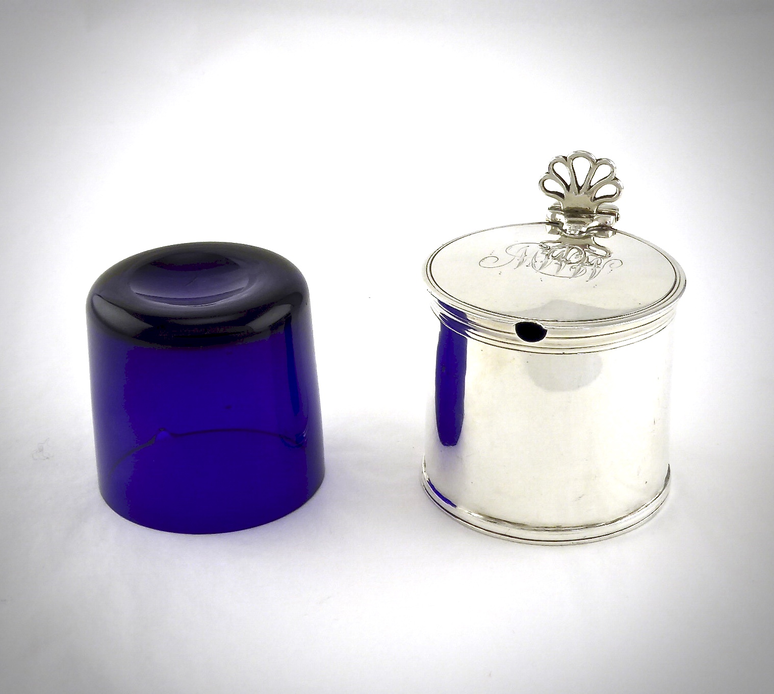 Newcastle Mustard Pot Jack Shaw Silver Co.