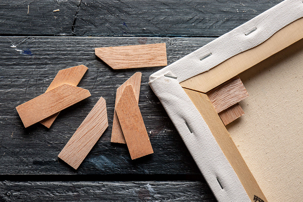 How to Use the Canvas Wedges That Come with a Canvas or Stretcher Bars Jackson's Art Blog