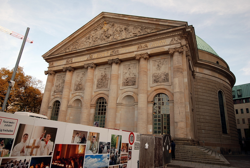 Promenade dans Berlin… la cathédrale SainteEdwige ! JacquesLanciault