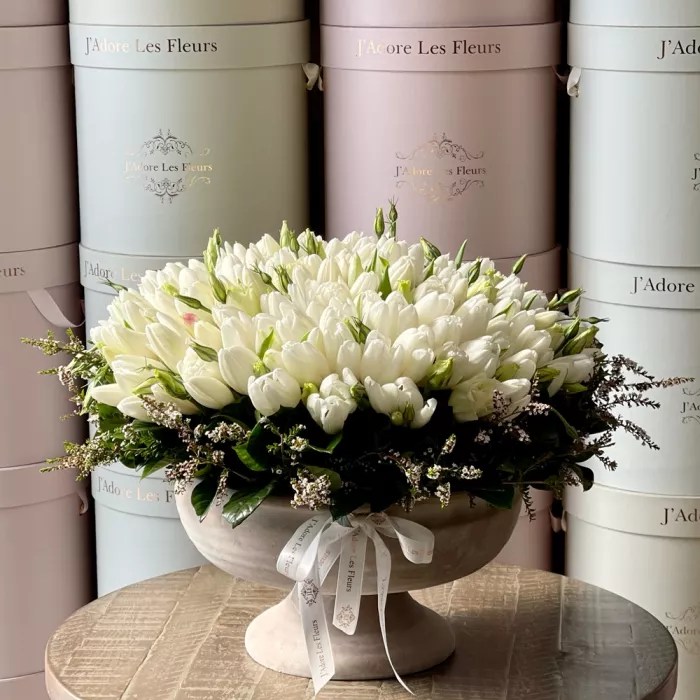 Send Flowers in Vases to by JLF Flower Boutique