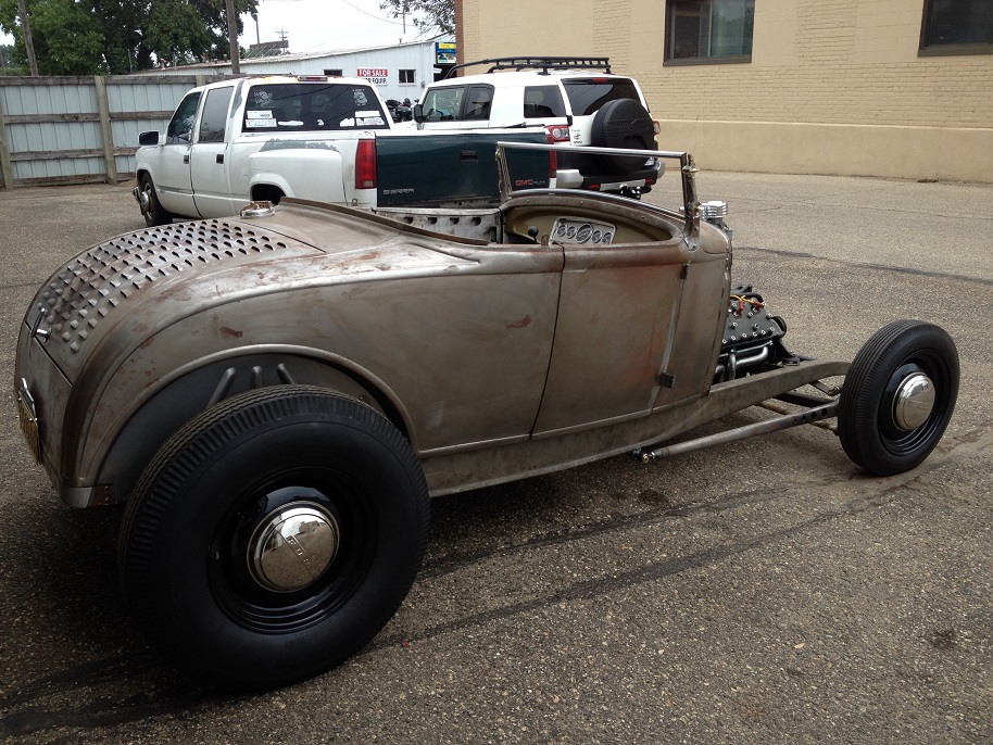 Features Model A on 1932 frame picture thread. All bodies. Page 11