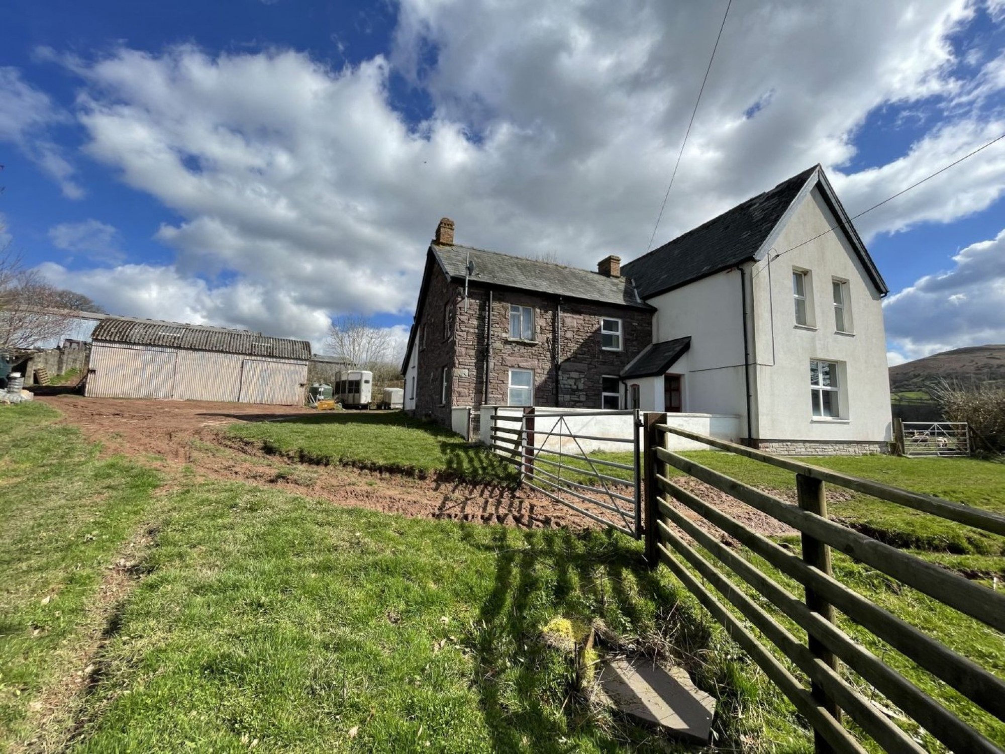 Llangorse, Brecon, Powys, 3 bedroom, Detached House