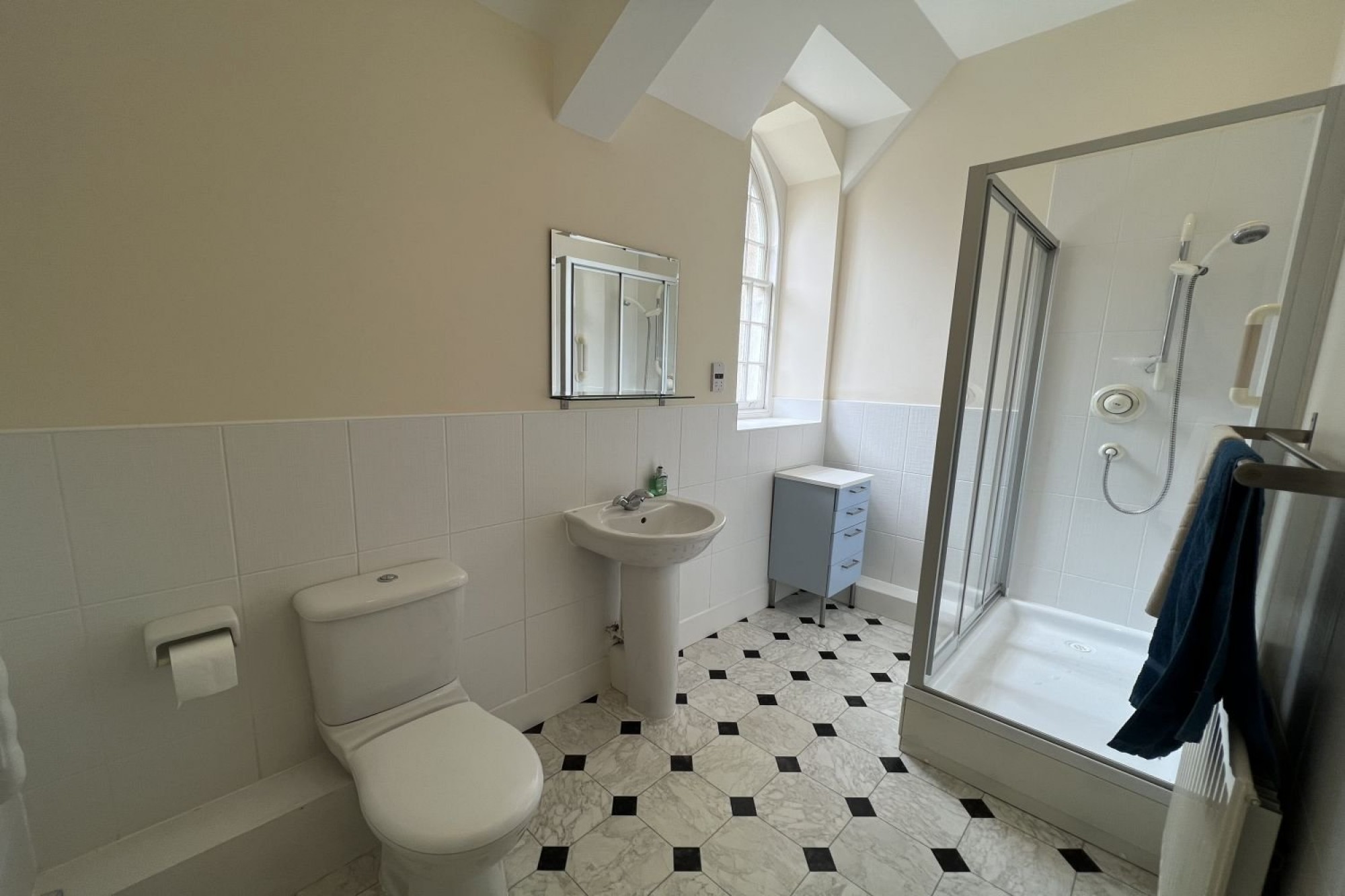 Sarno Square, Abergavenny, Monmouthshire, 2 bedroom, Flat