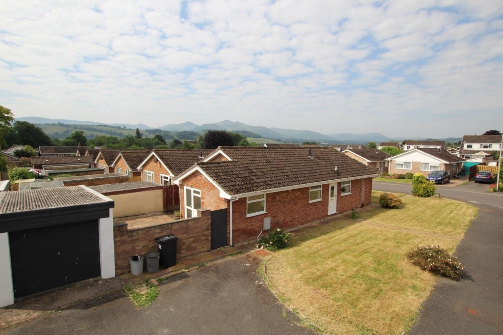Beech Grove, Brecon, Powys, 2 bedroom, Detached Bungalow