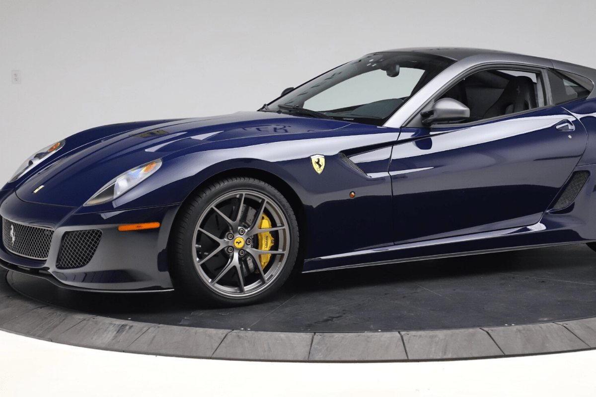 The 14 Best Ferraris (from classic cars to supercar) to buy for investment