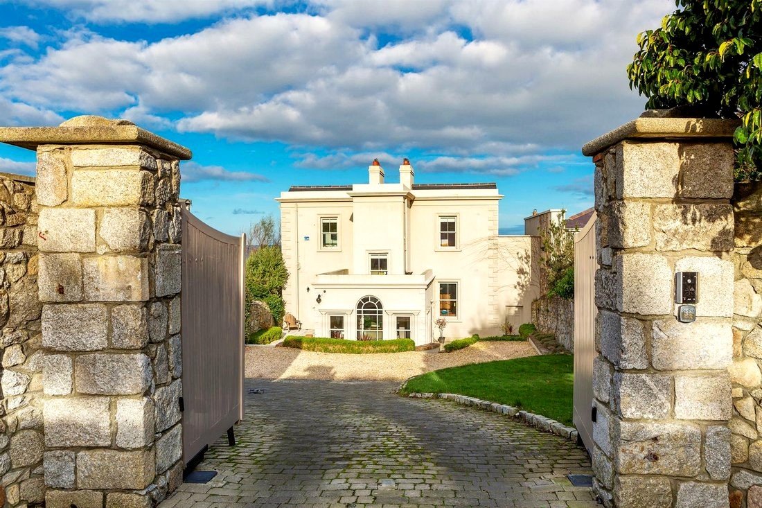 Premium Selection Top 15 Castles and Palaces for sale in Ireland