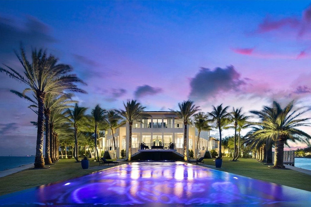 The term ‘mansion’ is probably one of the most widely used in the high