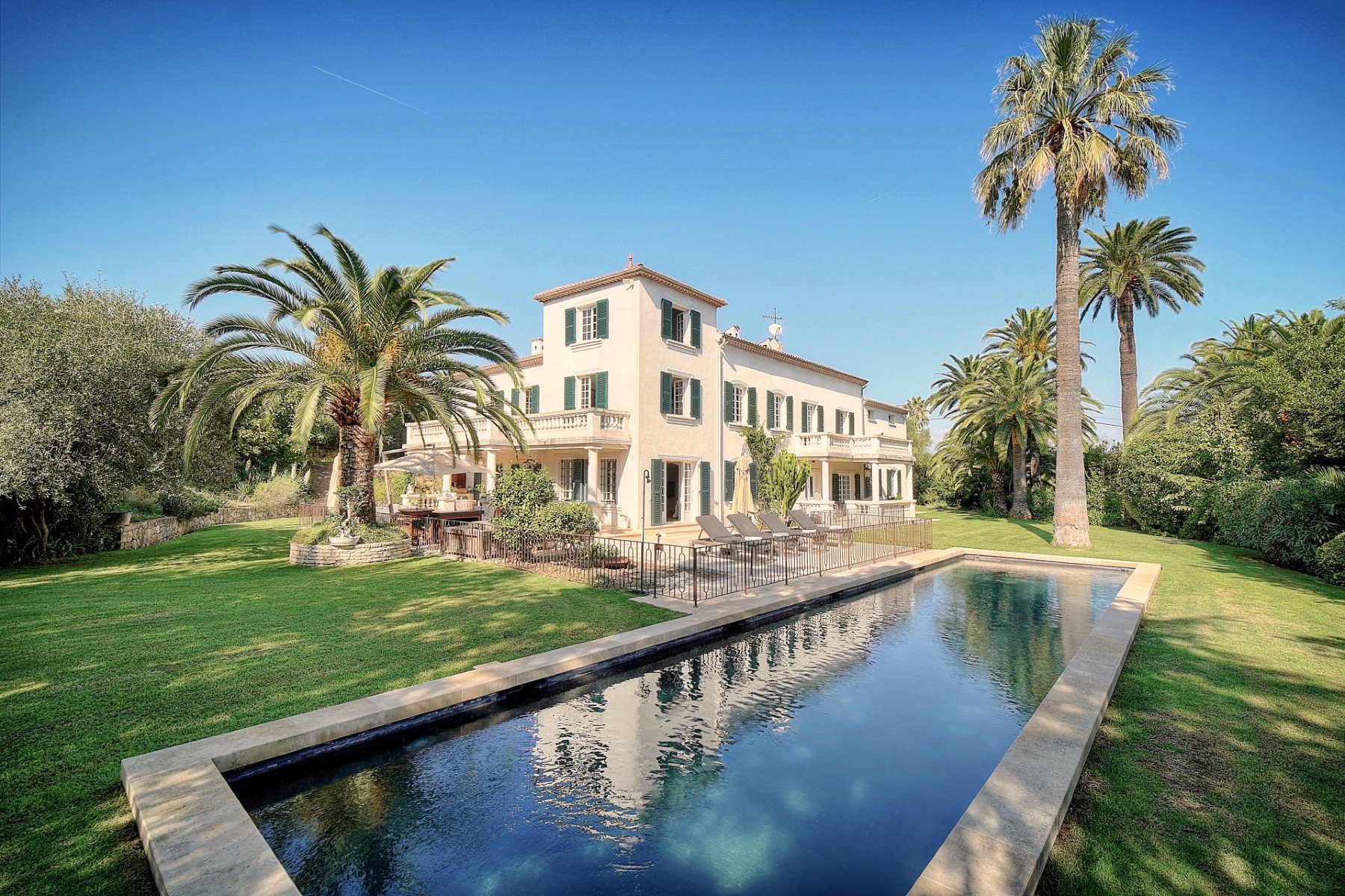 3.75M villa on the French Riviera can be yours for 575,000