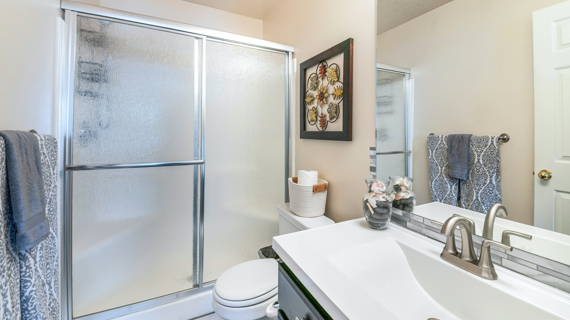 Frameless Vs. Framed Shower Doors Janssen Glass