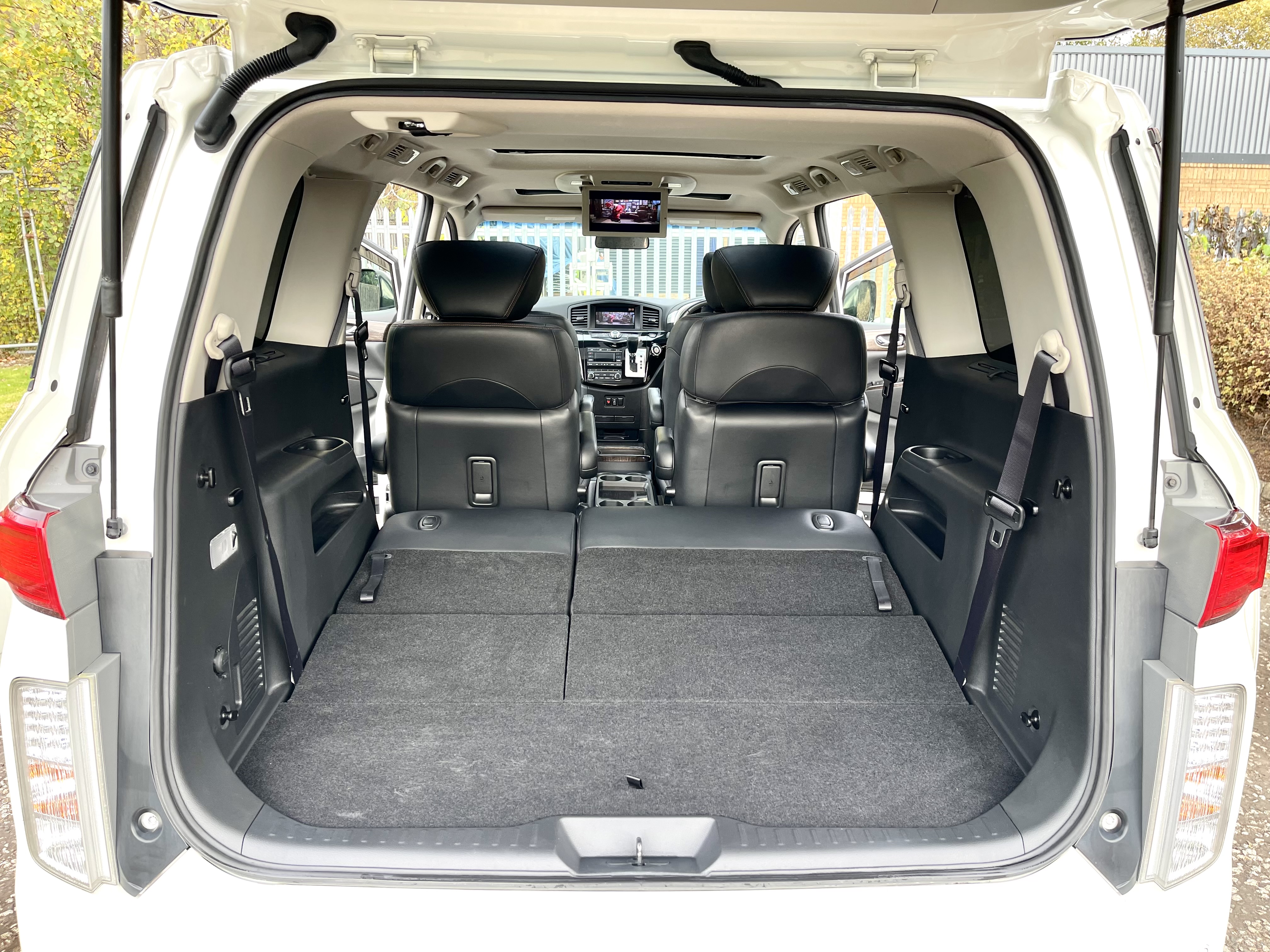 2011 NISSAN ELGRAND FRESH IMPORT HIGHWAY STAR 3.5 V6 AUTO SUNROOF 7