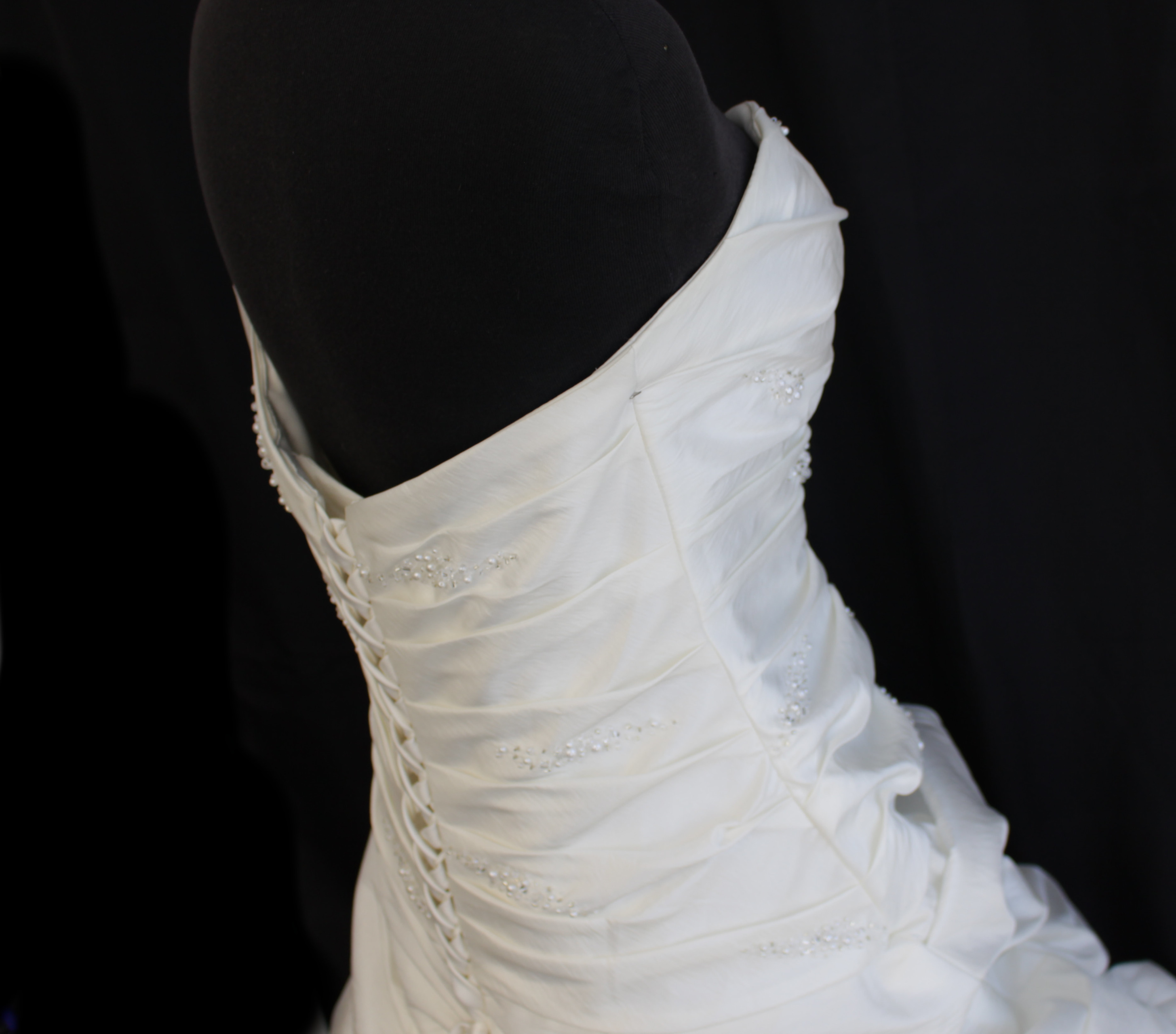 Association of Wedding Gown