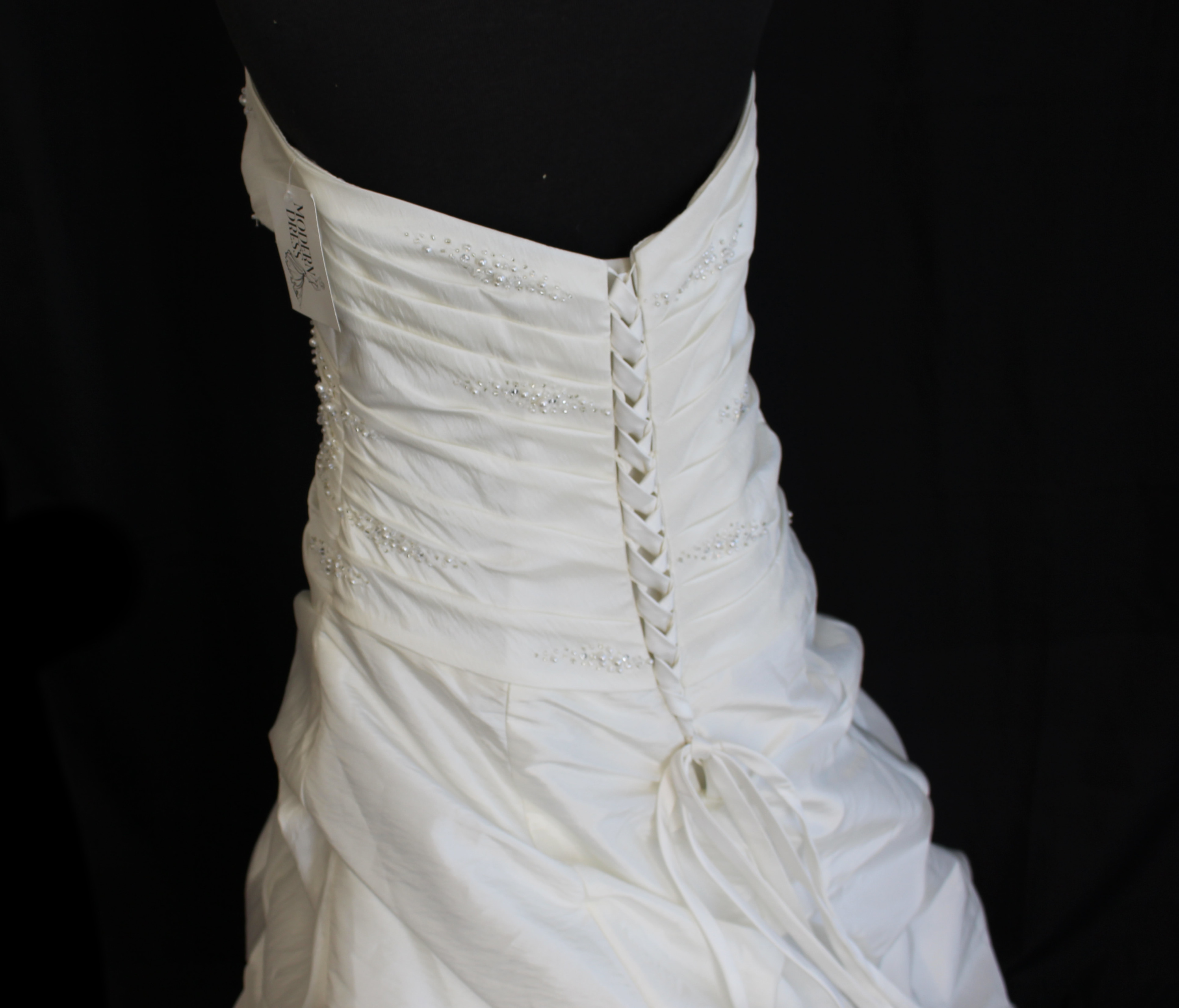 Association of Wedding Gown