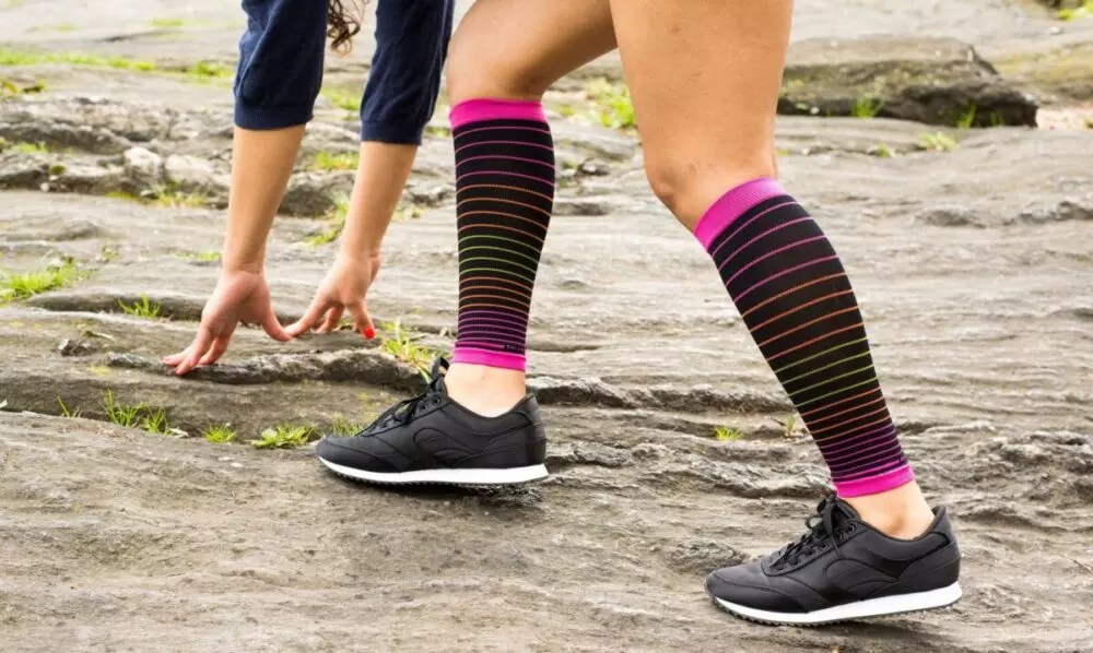 Why You Should Wear Compression Socks When Traveling Jaxtr