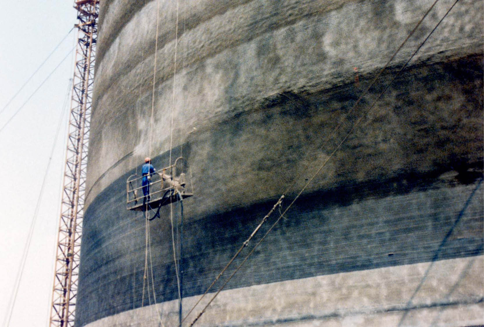 Philadelphia Gas Works LNG Storage Jay Cashman, Inc.